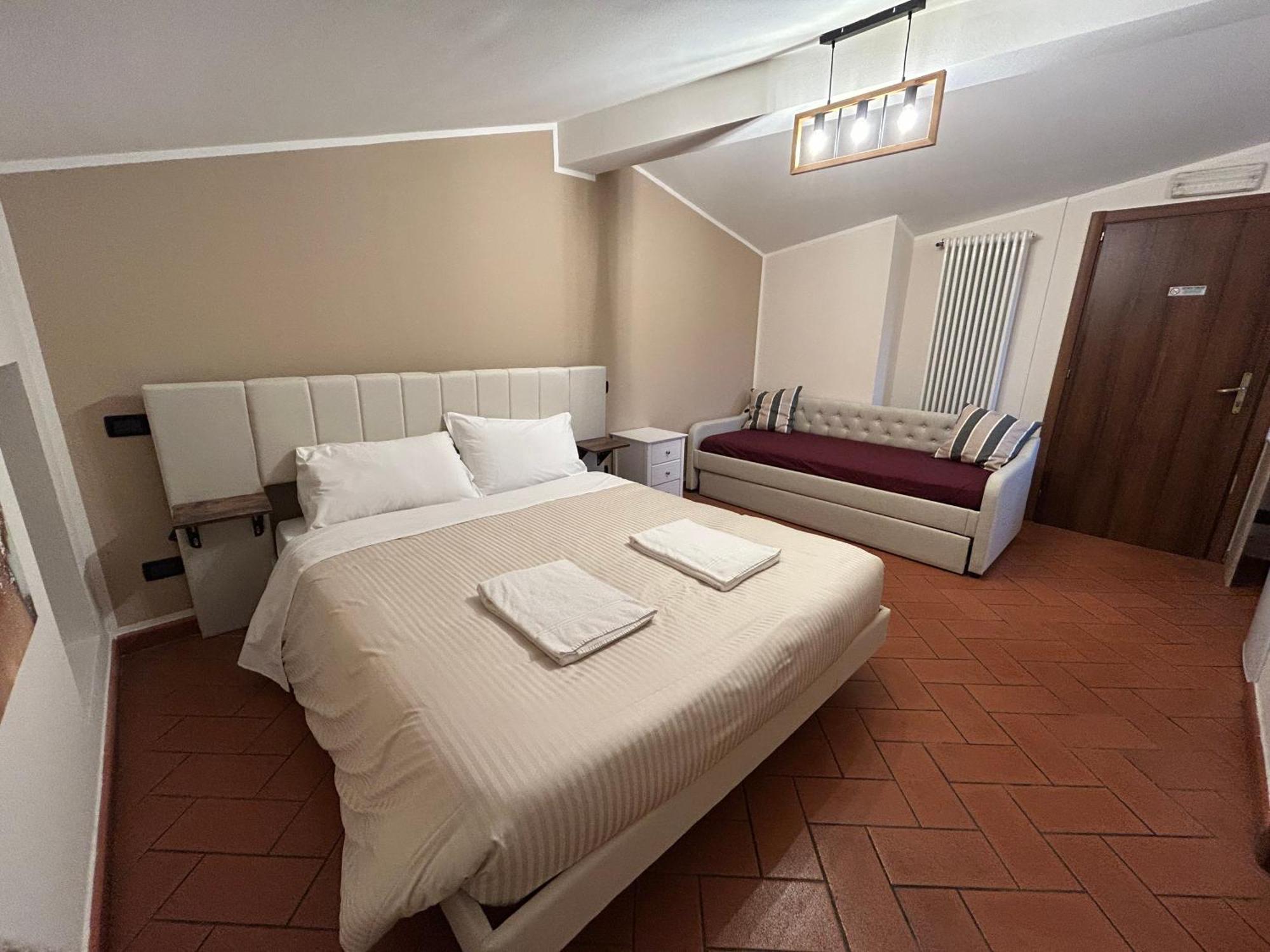 Window To The Tower Bed and Breakfast Pisa Buitenkant foto