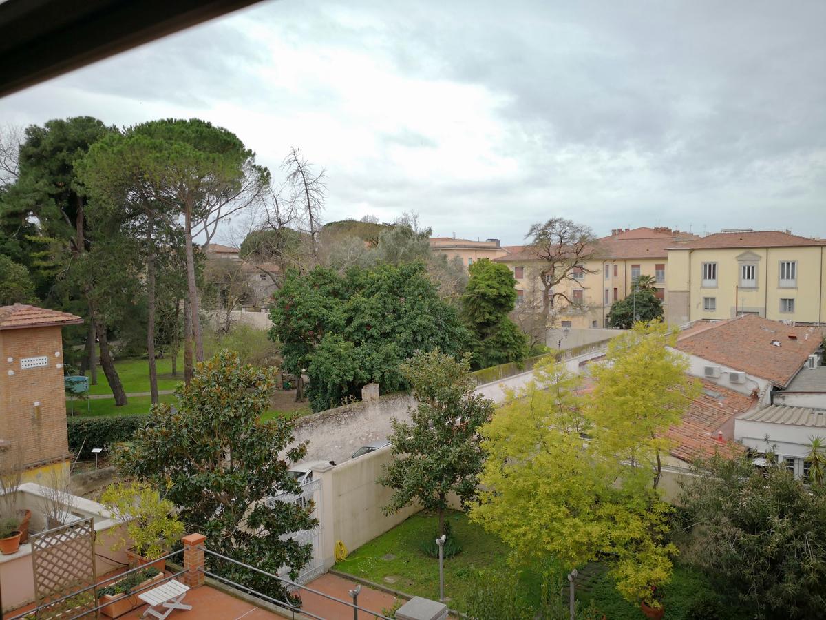 Window To The Tower Bed and Breakfast Pisa Buitenkant foto